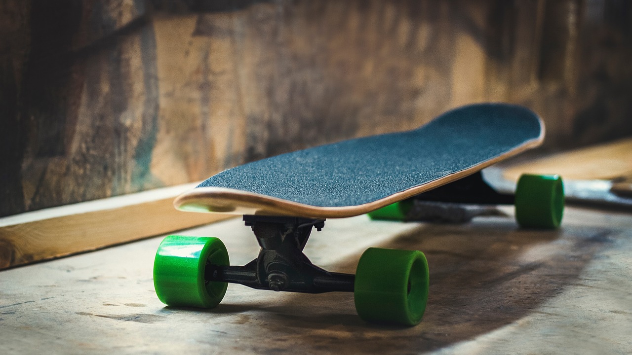 Skateboard, games, sports — Elevate Your Gaming with PHFUN: Where Every Game Feels Like a Winning Experience